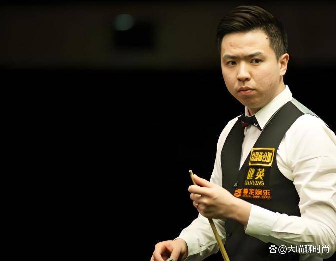 现得尤为突 现得尤为突