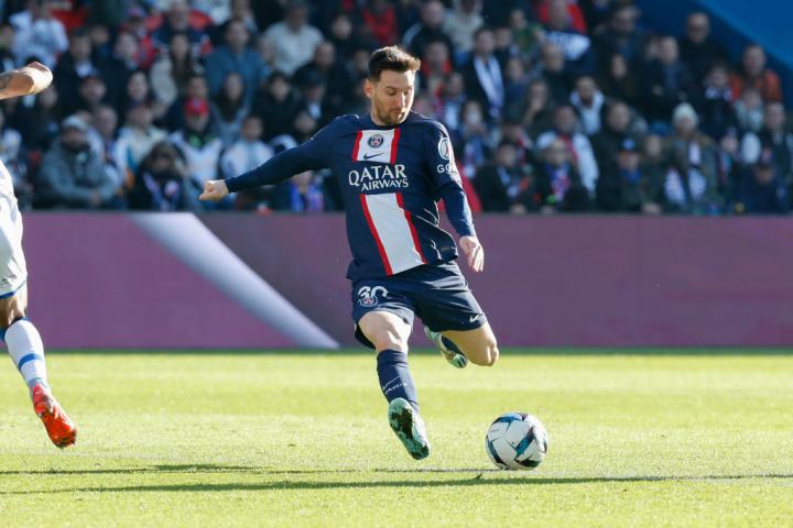 她展示了山 她展示了山