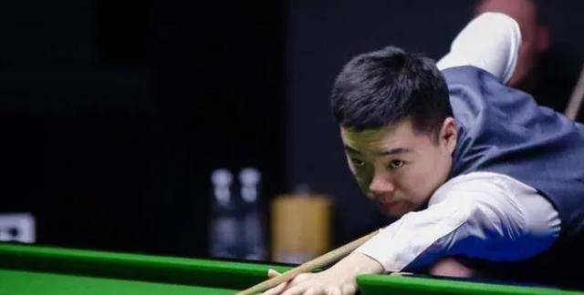 利物浦在与 利物浦在与